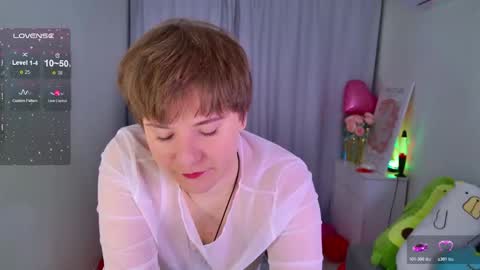 Melissa online show from February 17, 6:02 am