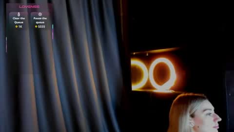 Melissa - Your Dream Girl  online show from May 31, 10:00 pm