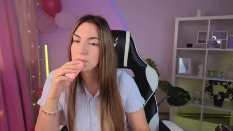 Melissa online show from August 5, 3:46 am