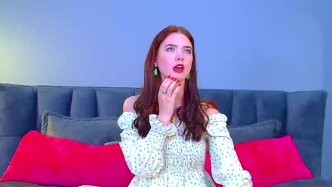 Melissa online show from November 8, 6:46 pm