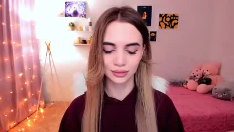 Snapshot of mellifluoustess chatting on February 27, 9:58 pm Tessa online show from February 27, 9:58 pm