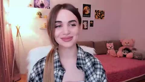 Snapshot of mellifluoustess chatting on March 6, 9:31 pm Tessa online show from March 6, 9:31 pm