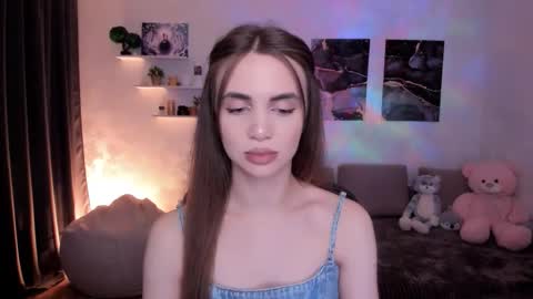 Snapshot of mellifluoustess chatting on September 21, 11:47 pm Tessa online show from September 21, 11:47 pm