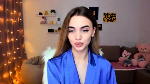 Snapshot of mellifluoustess chatting on December 19, 9:27 pm Tessa online show from December 19, 9:27 pm