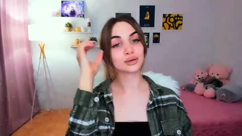 Snapshot of mellifluoustess chatting on February 20, 9:09 pm Tessa online show from February 20, 9:09 pm