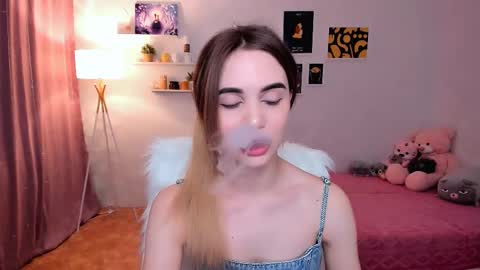 Snapshot of mellifluoustess chatting on February 28, 10:50 pm Tessa online show from February 28, 10:50 pm