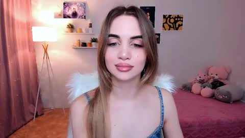 Snapshot of mellifluoustess chatting on February 23, 8:39 pm Tessa online show from February 23, 8:39 pm