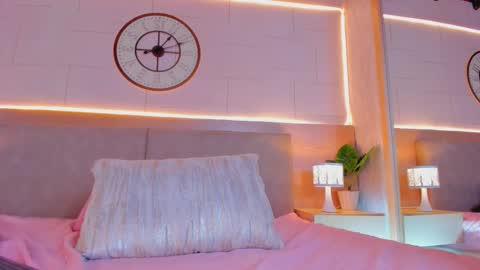 Melody online show from March 4, 7:26 am