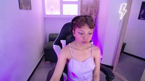 melody701583as online show from January 14, 12:32 pm