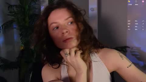 melody  online show from December 15, 2:00 pm