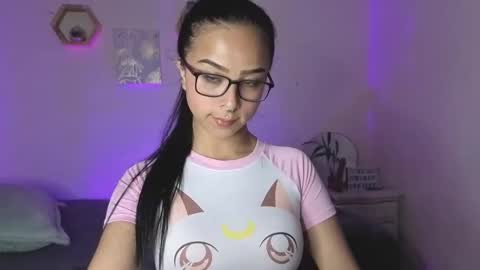 Snapshot of mencia_sharmaa chatting on September 30, 3:01 am Menca of your love online show from September 30, 3:01 am