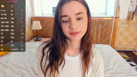 Julie online show from November 25, 9:55 am