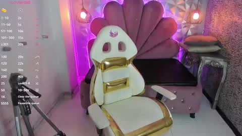    online show from February 24, 7:09 pm