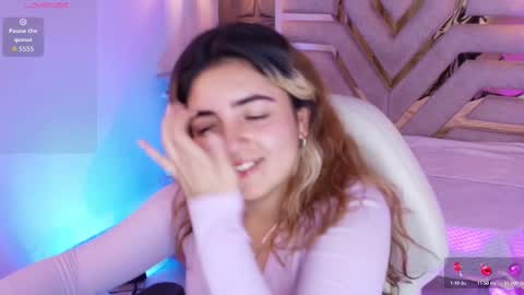    online show from October 2, 9:31 pm