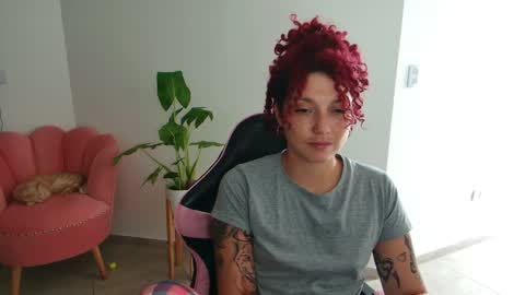 Miss Freckles online show from April 5, 1:32 pm