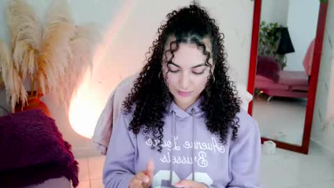 Merida Bell online show from April 2, 11:35 pm