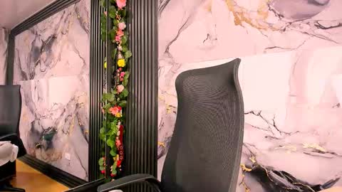 Diane 3 online show from November 11, 5:14 am