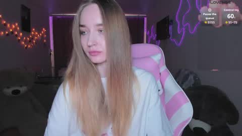 Sara online show from March 24, 1:16 pm