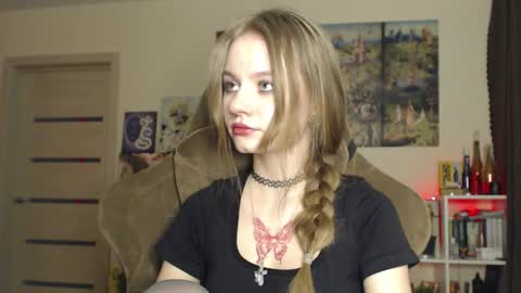 Eva online show from February 25, 4:27 pm