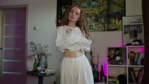 Eva online show from August 6, 1:07 pm