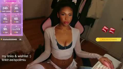 mew2wo online show from June 16, 3:18 am