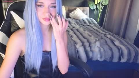 vollmond online show from October 3, 5:45 am