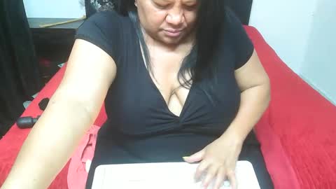 mhia1972 online show from March 13, 6:42 pm