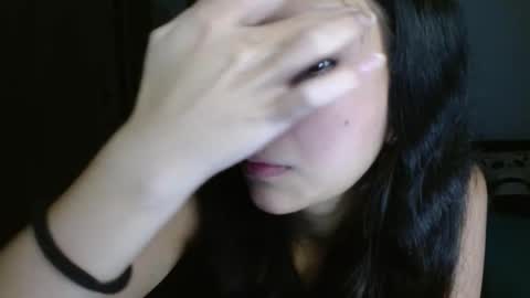 Mia online show from February 2, 11:37 pm