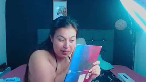 C A L L  M E  M I A  online show from November 12, 3:59 am