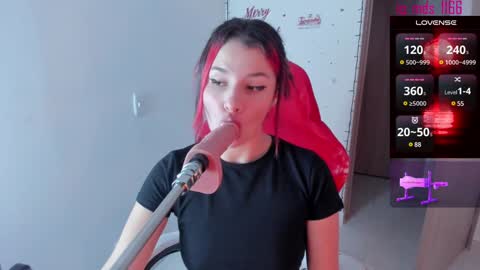 Mia adams  online show from December 17, 1:07 am