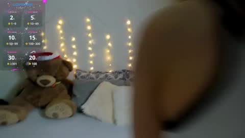 Mia Blair online show from December 20, 10:43 pm