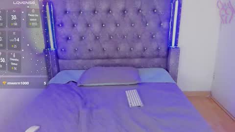 mia_cavallii online show from February 14, 3:03 pm