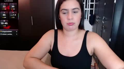 Mia online show from October 2, 3:00 am