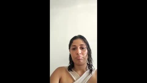 mia diamon online show from May 16, 6:07 pm