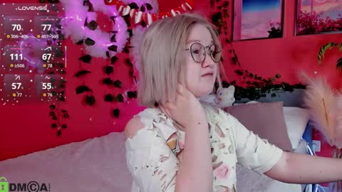 Mia online show from February 21, 2:34 am