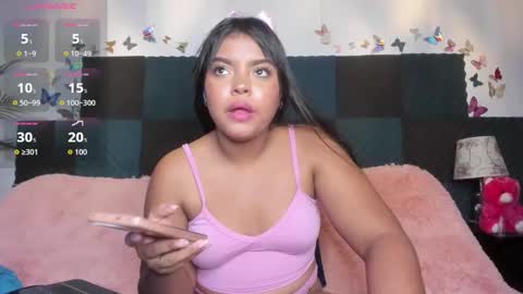 mia_fox05 online show from February 23, 10:09 pm