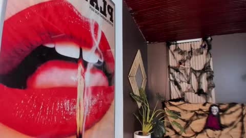 Val  online show from October 22, 11:15 am