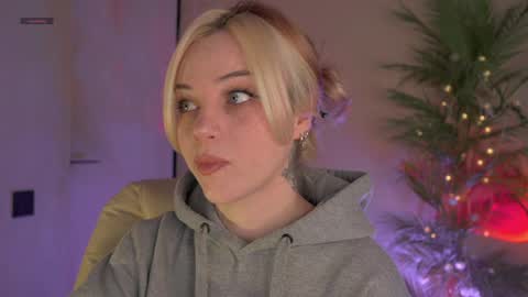 mia_milagros online show from March 29, 3:05 am