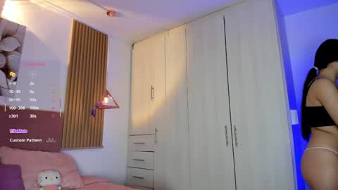 Mia Nevaeh - follow me online show from March 26, 9:27 pm