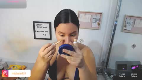 mia reys online show from December 2, 11:34 am