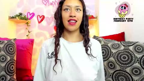 Mia . online show from February 17, 1:32 pm