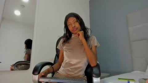 mia_smith_x online show from February 25, 7:49 pm