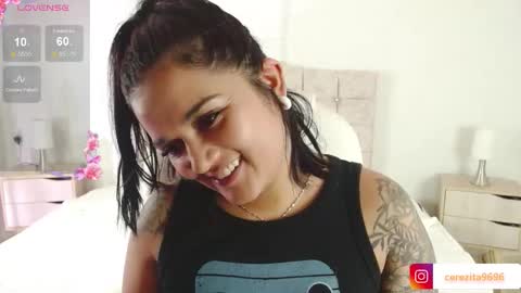 Mia  online show from October 3, 2:49 am