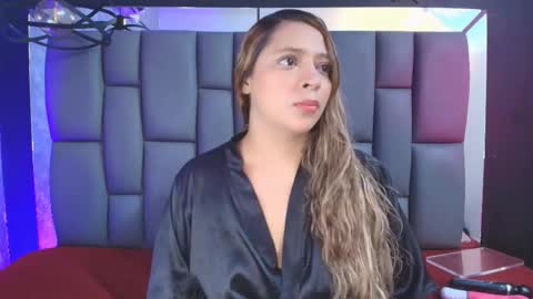 Mia online show from September 16, 12:13 pm