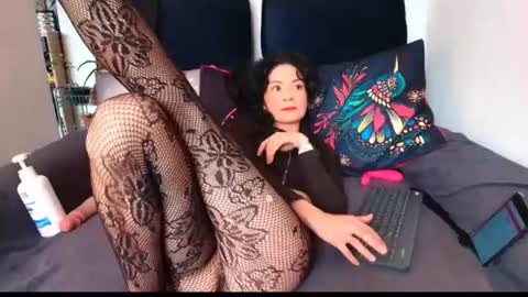 miabeautyxxx online show from November 28, 2:09 pm