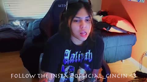 Mia online show from February 15, 1:42 am