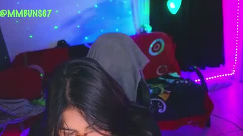 Mia online show from October 7, 4:06 am