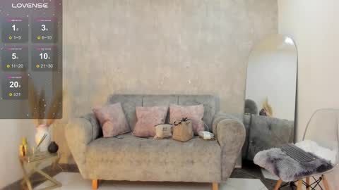 miacooper online show from March 4, 12:33 pm