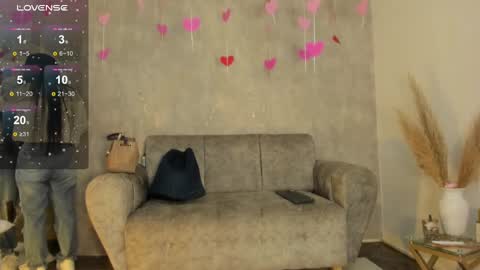 miacooper online show from February 19, 12:22 pm