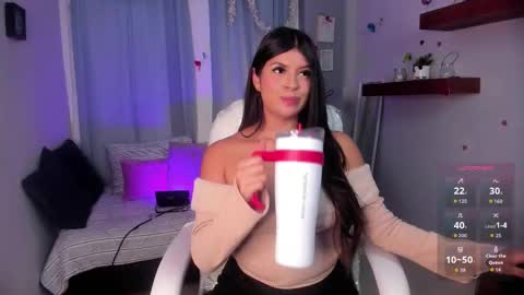 Mia online show from October 22, 10:04 pm